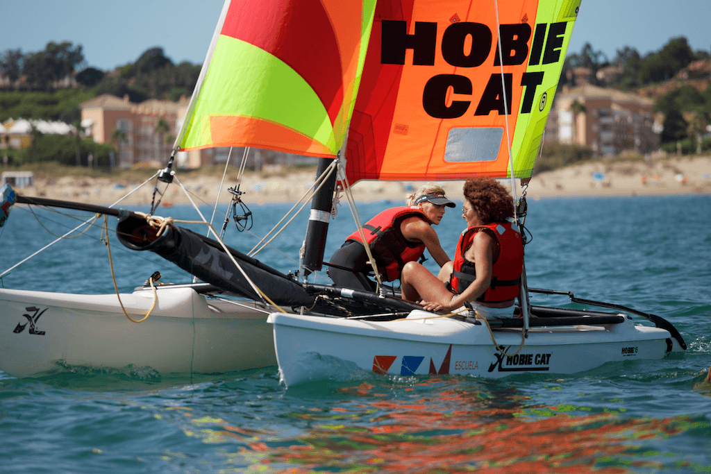 1 DÍA - CURSO CATAMARÁN ADULTO